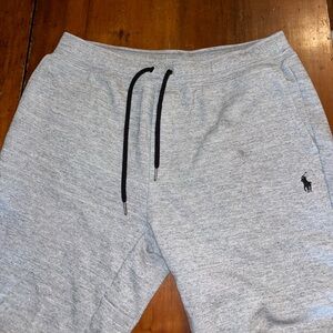 I’m selling Polo Ralph Lauren Shorts, size medium color gray..